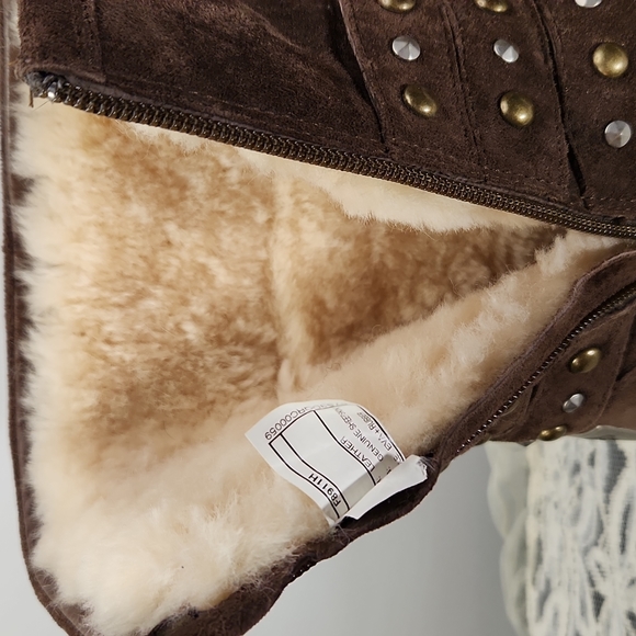 UGG Brown Boots - Picture 8 of 14